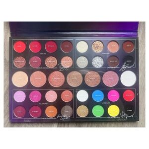 Mophe 39L Hit the Lights Artistry Palette